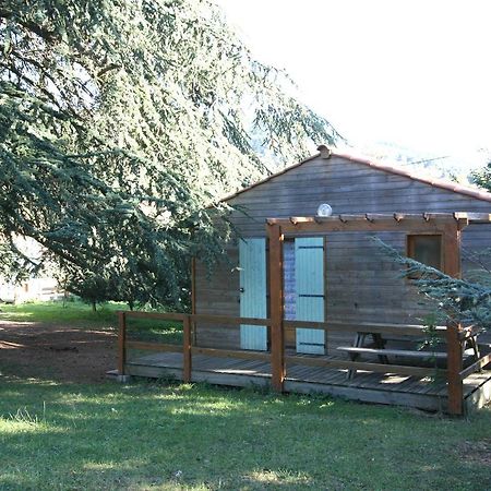 Les Chalets Du Domaine Des Soyeux Saint-Julien-Molin-Molette Exteriör bild